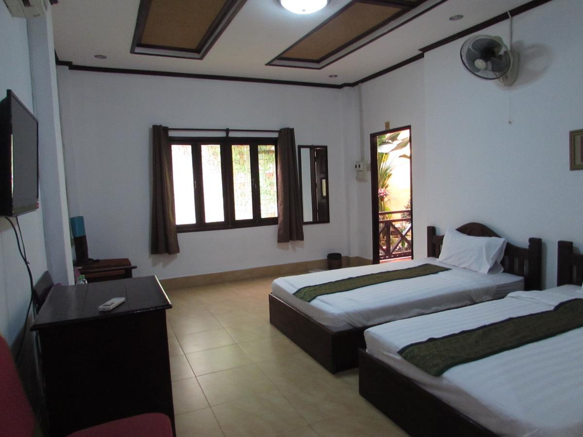 Suksavanh River 2 Hotel Ban Nongdouang Pokoj fotografie